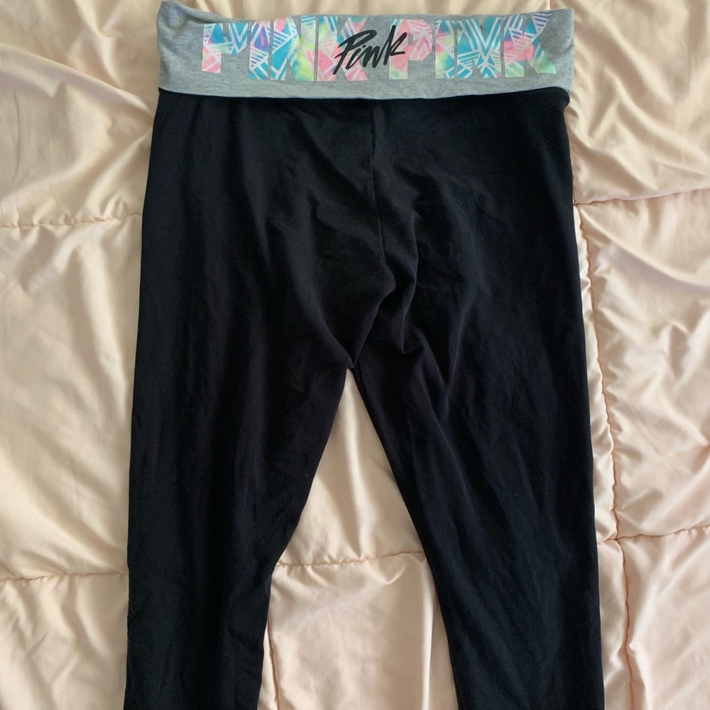 Gray PINK half length leggings